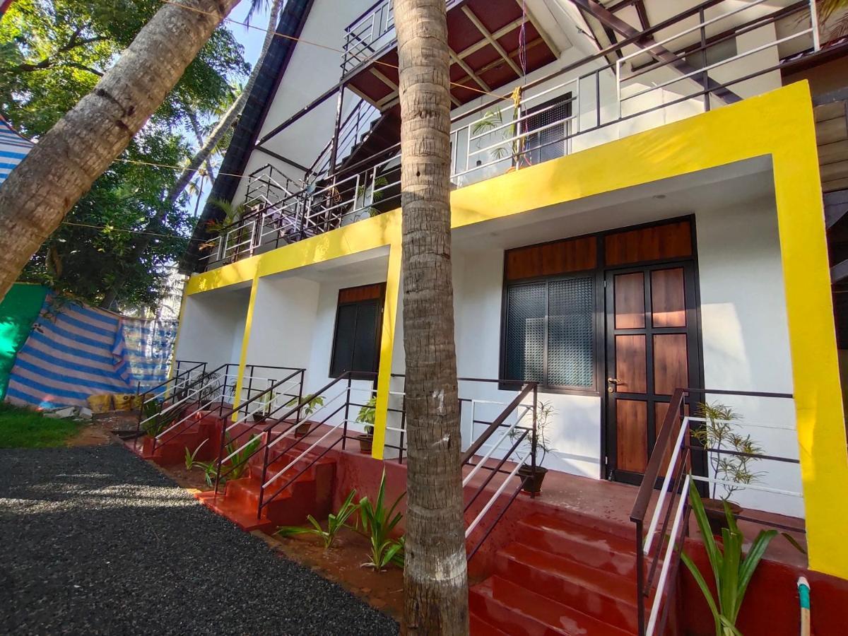 Pv Cottages - Serenity Beach Пондичери Екстериор снимка