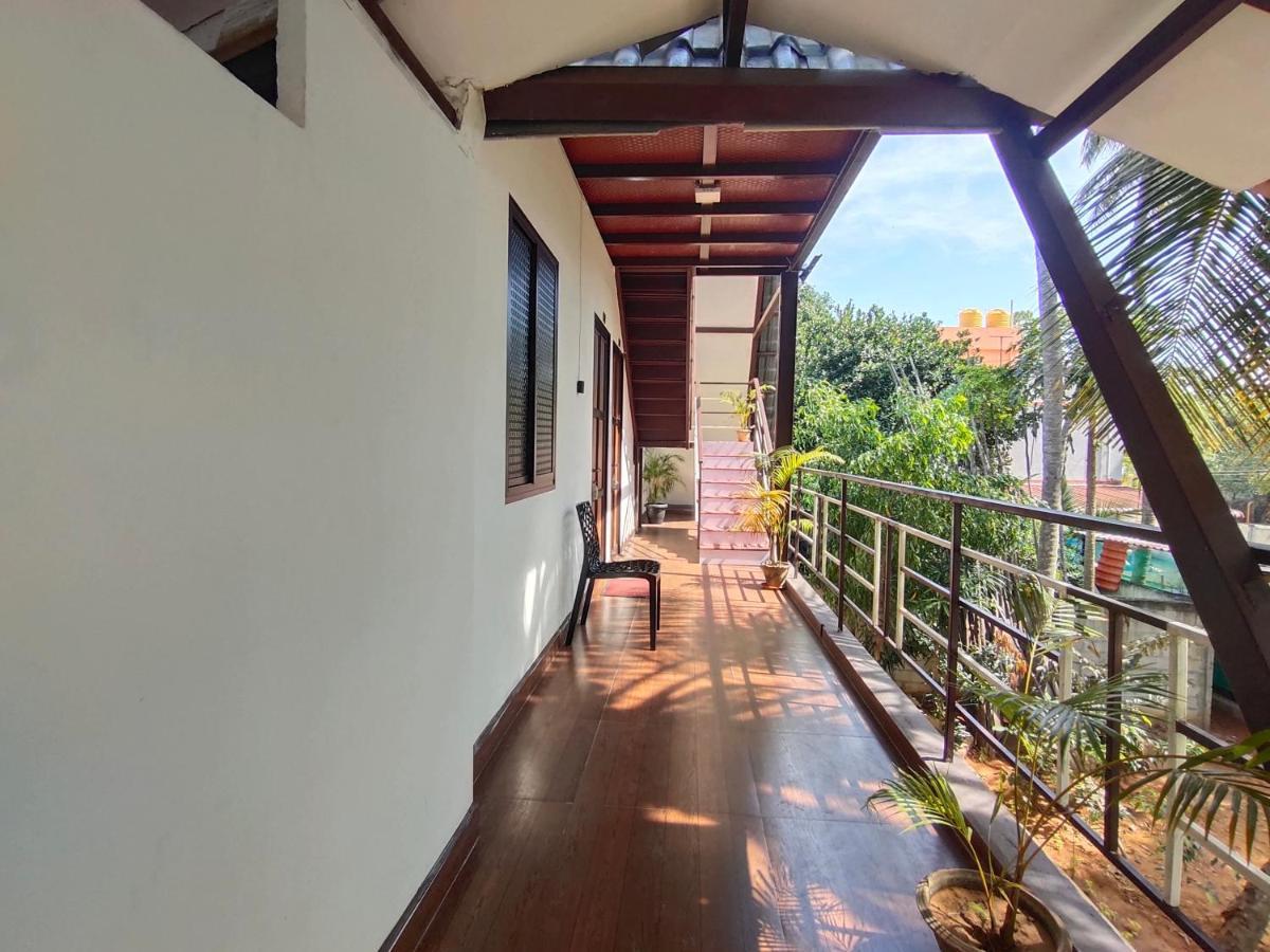 Pv Cottages - Serenity Beach Пондичери Екстериор снимка
