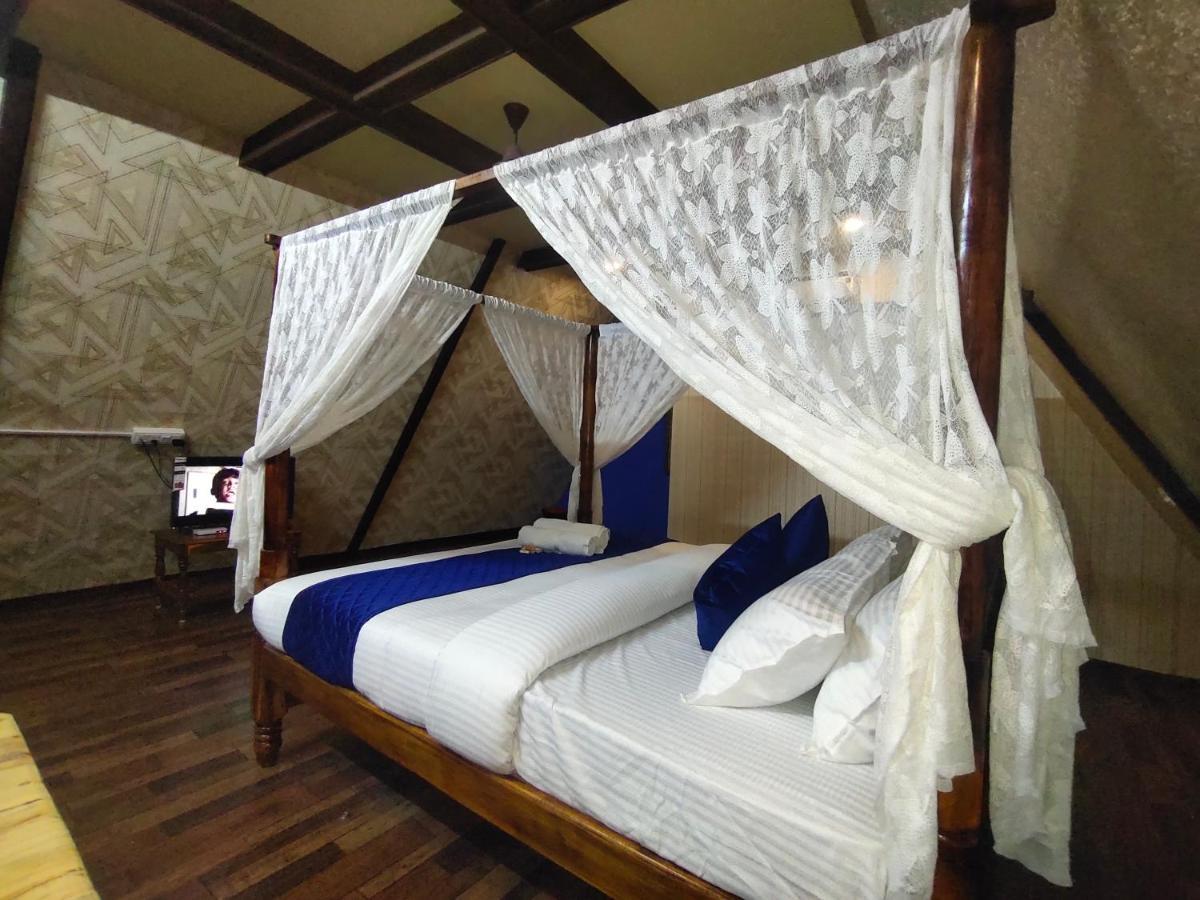 Pv Cottages - Serenity Beach Пондичери Екстериор снимка