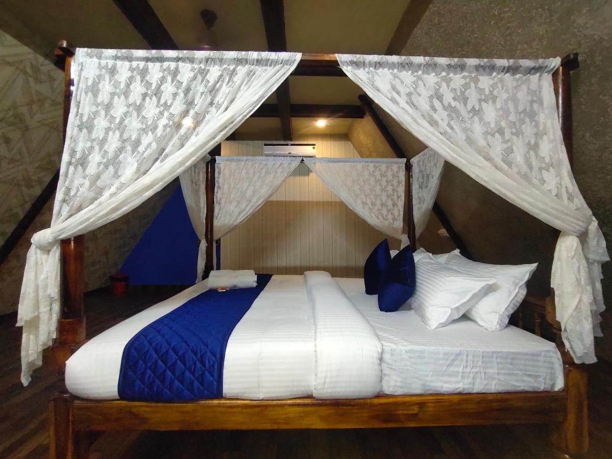 Pv Cottages - Serenity Beach Пондичери Екстериор снимка
