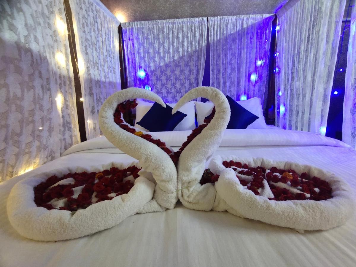 Pv Cottages - Serenity Beach Пондичери Екстериор снимка