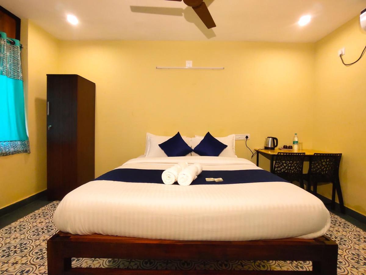 Pv Cottages - Serenity Beach Пондичери Екстериор снимка