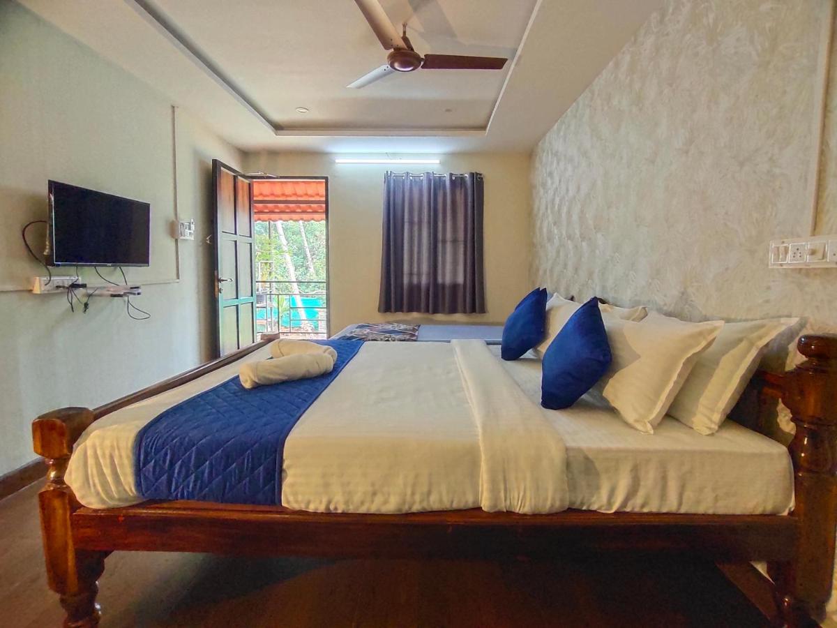 Pv Cottages - Serenity Beach Пондичери Екстериор снимка