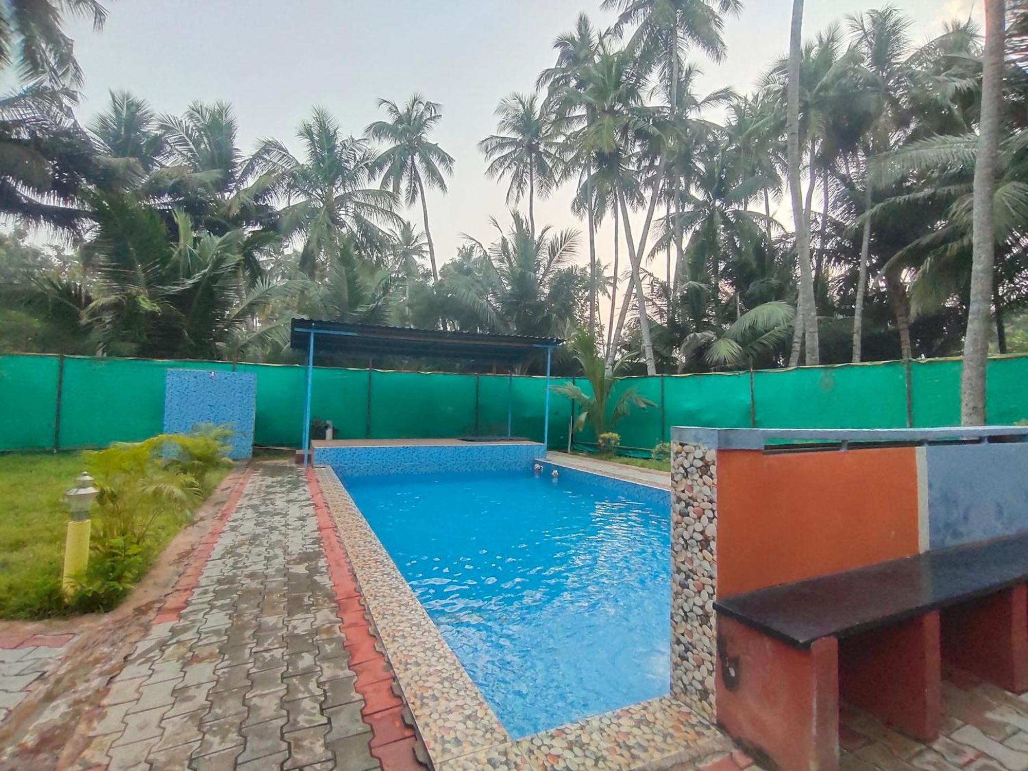 Pv Cottages - Serenity Beach Пондичери Екстериор снимка