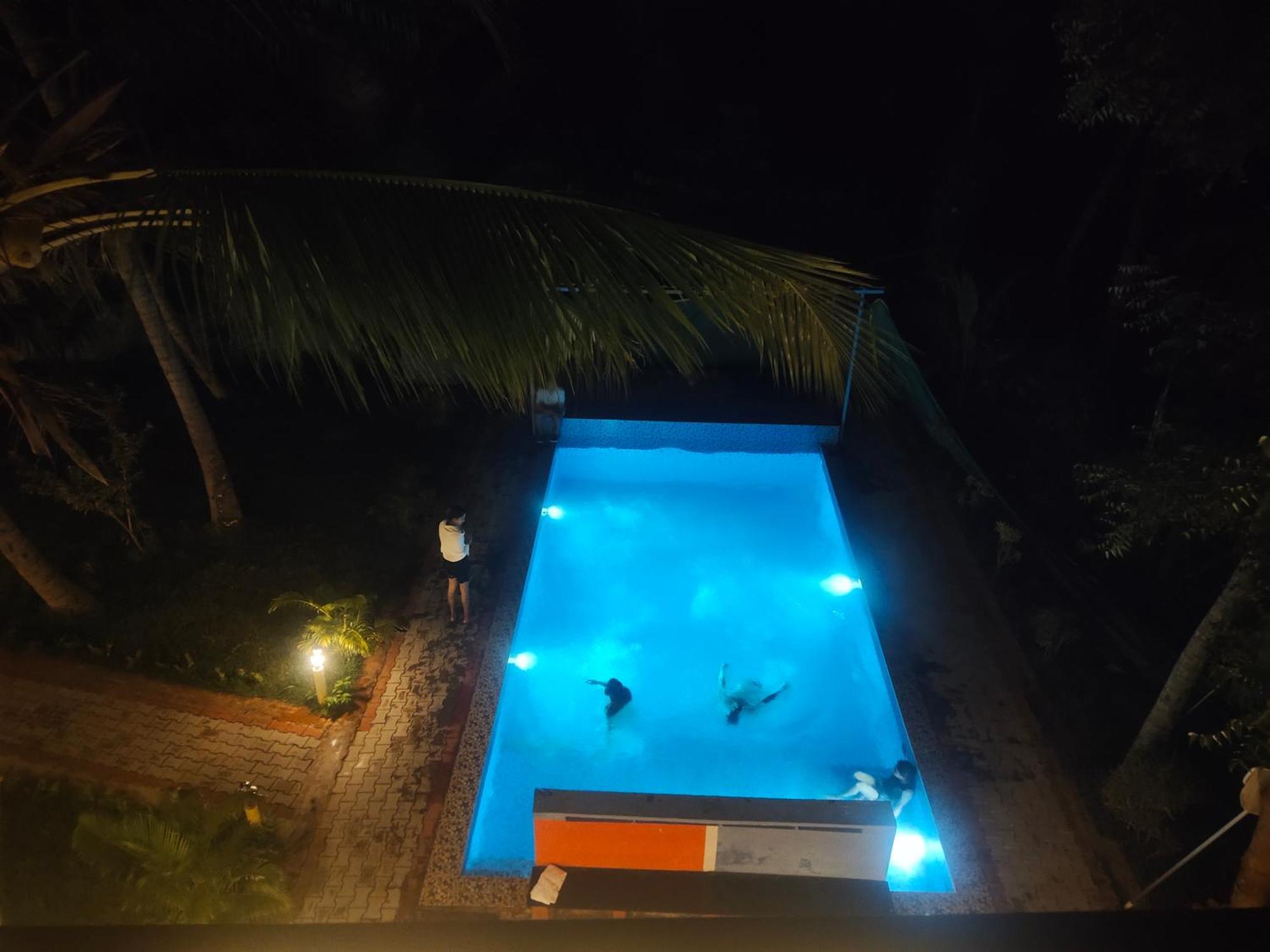Pv Cottages - Serenity Beach Пондичери Екстериор снимка