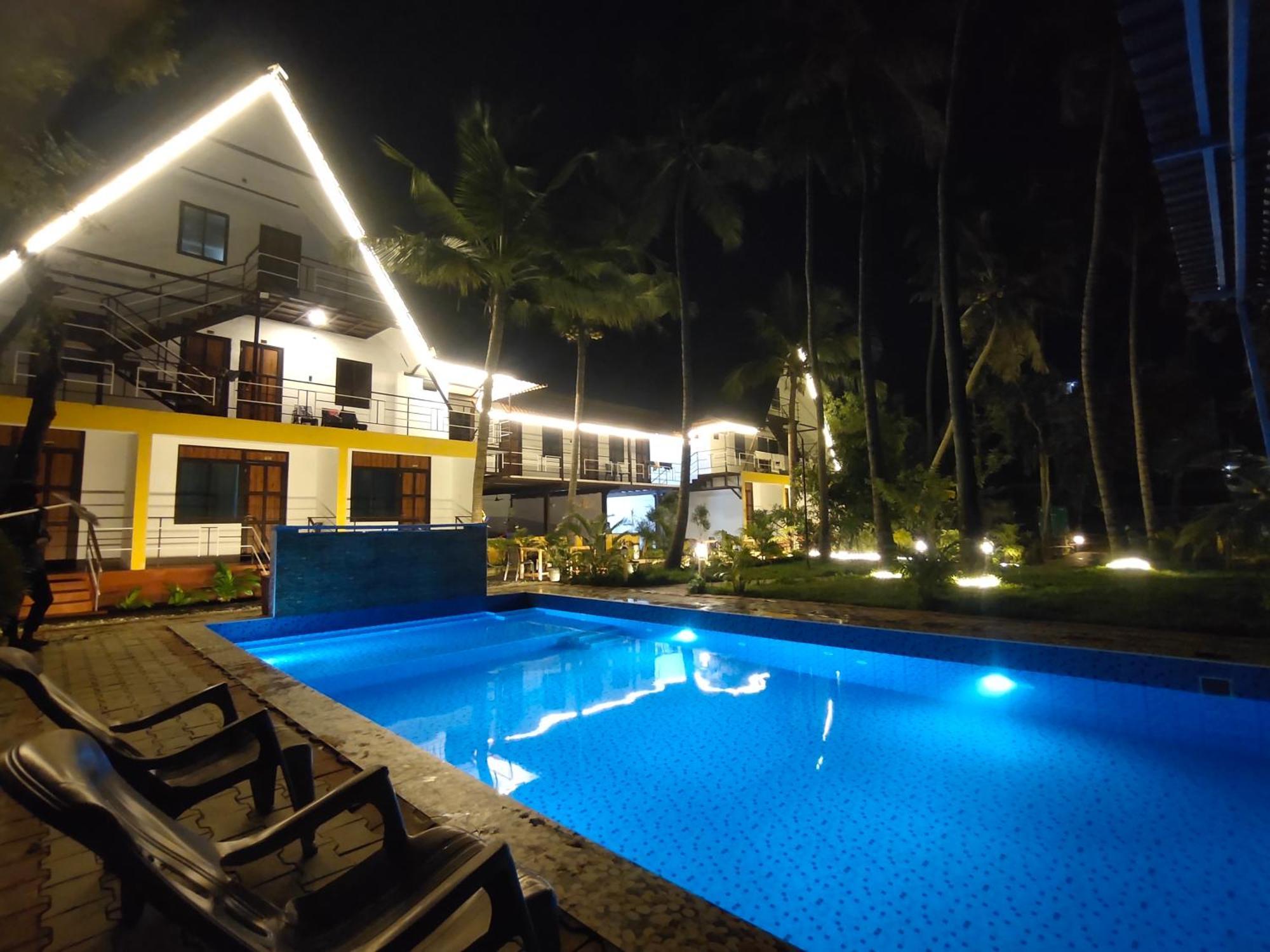 Pv Cottages - Serenity Beach Пондичери Екстериор снимка
